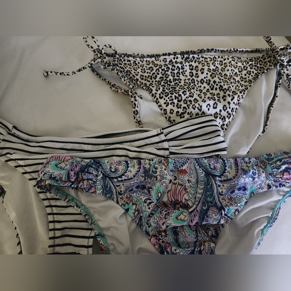 Victoria Secret Bikini Bottoms Set of 3